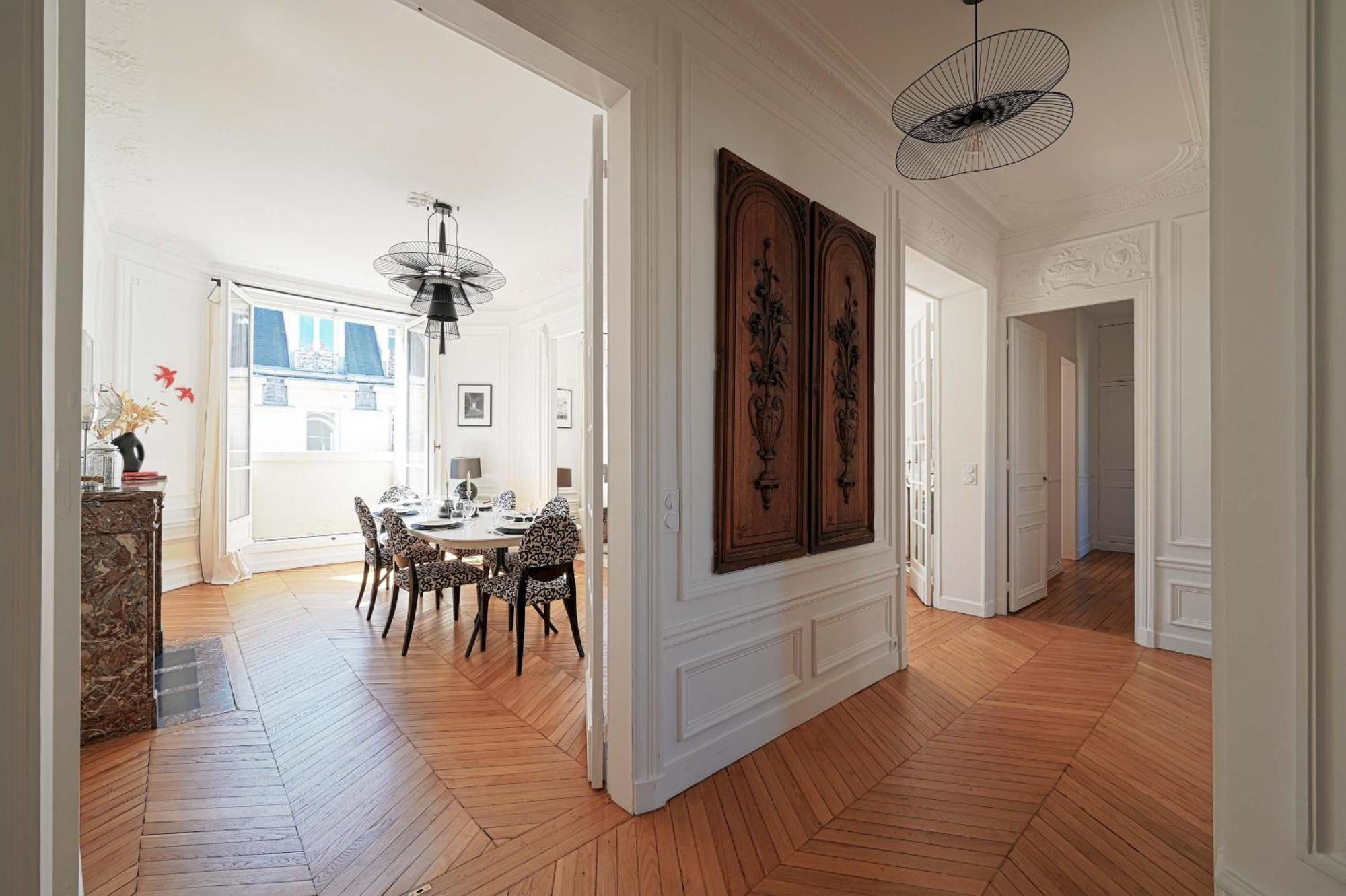 Charming Auteuil Apartment *