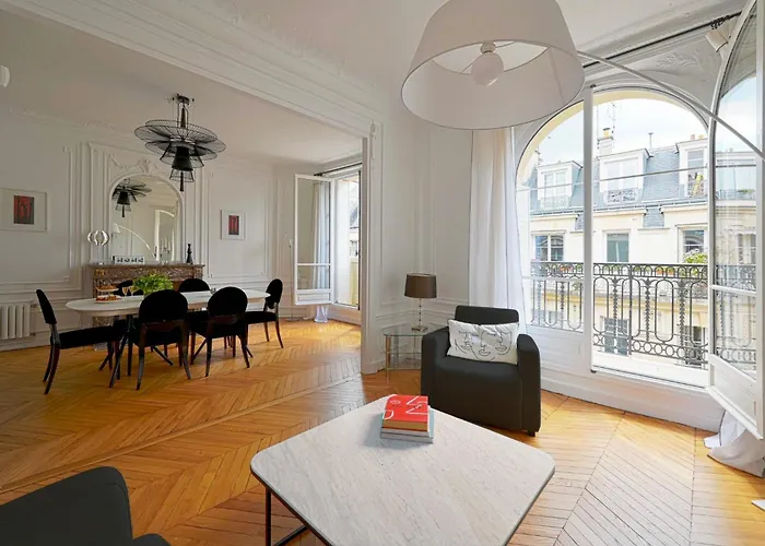Charming Auteuil Apartment